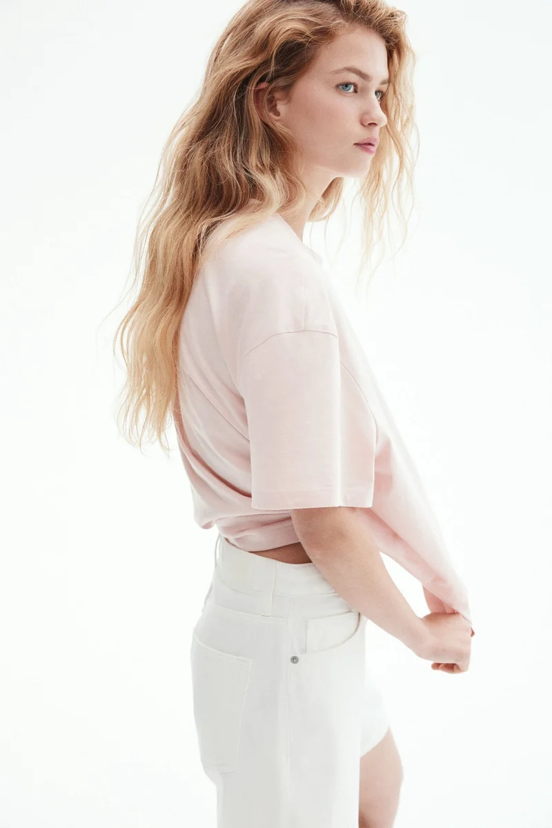 اتش اند ام تي-شيرت بقصة واسعة